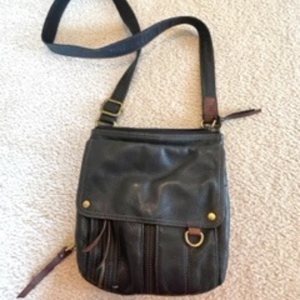 Fossil Morgan Traveler Black Pebbled Leather Front Flap Crossbody Bag ZB4798